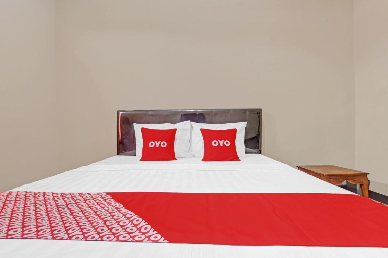 Oyo 90796 Hotel Mulya Indah Tambakmulya エクステリア 写真