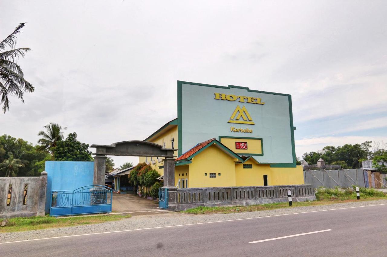 Oyo 90796 Hotel Mulya Indah Tambakmulya エクステリア 写真