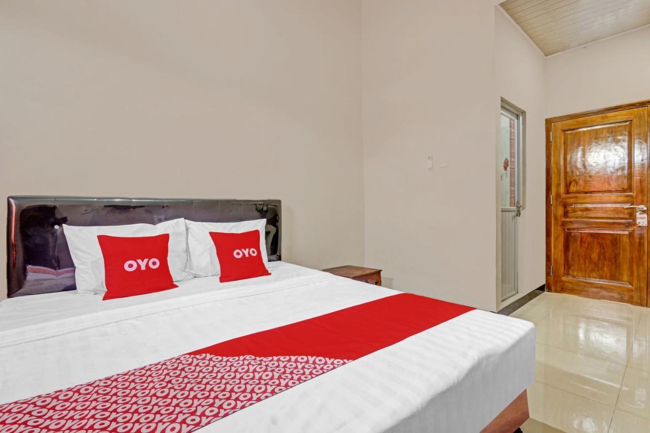 Oyo 90796 Hotel Mulya Indah Tambakmulya エクステリア 写真
